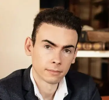 Robson Cassiano - Mentor de Carreira Internacional e Cloud Engineer na Epic Games